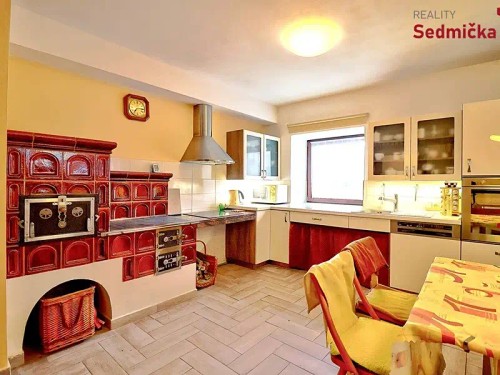 Prodej domu 318 m², pozemek 1300 m²