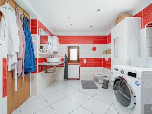 Prodej domu 214 m², pozemek 1338 m²
