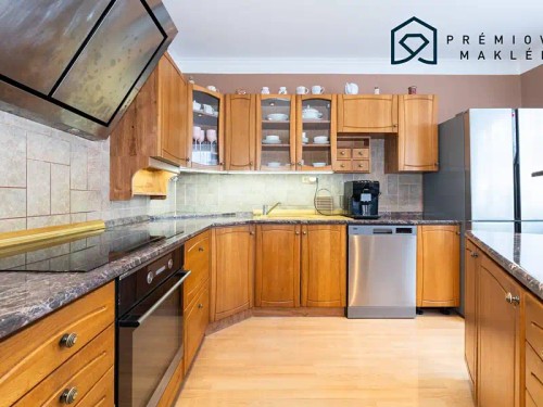 Prodej domu 250 m², pozemek 650 m²