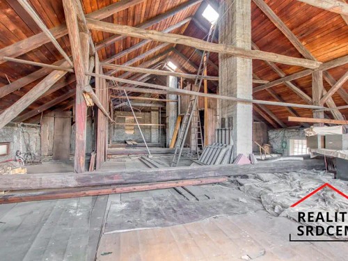 Prodej domu 600 m², pozemek 1659 m²