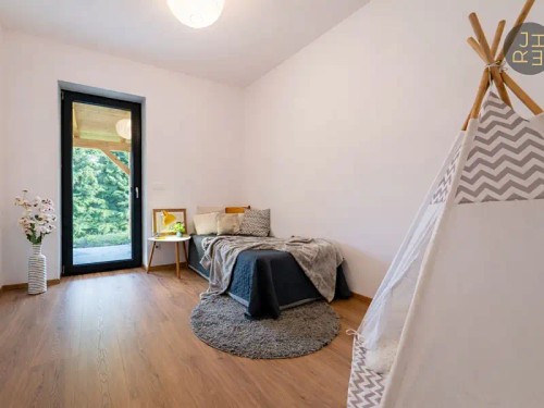 Prodej domu 174 m², pozemek 1350 m²