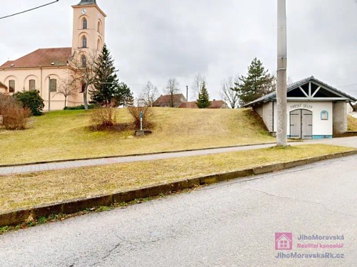 Prodej stavebního pozemku 444 m²