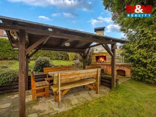 Prodaná chata 103 m², pozemek 358 m²