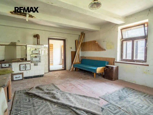 Prodej stavebního pozemku 1093 m²