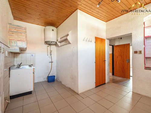 Prodej domu 250 m², pozemek 382 m²