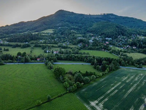 Prodej stavebního pozemku 2092 m²