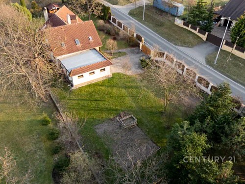 Prodej domu 242 m², pozemek 1 m²