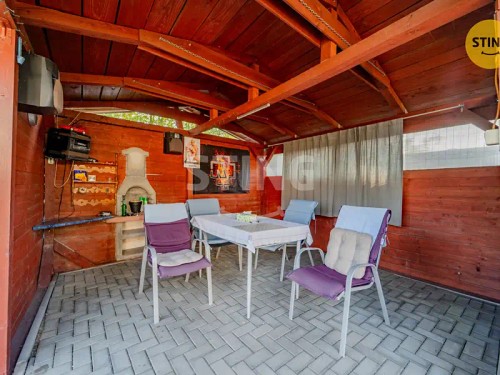 Prodej domu 290 m², pozemek 1301 m²