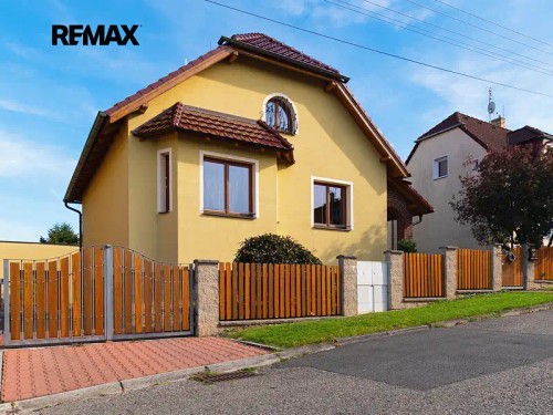 Prodej domu 207 m², pozemek 794 m²