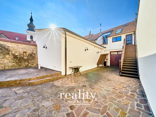 Prodej domu 308 m², pozemek 646 m²