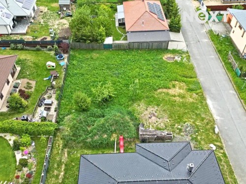 Prodej stavebního pozemku 738 m²