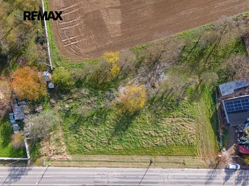 Prodej stavebního pozemku 1353 m²