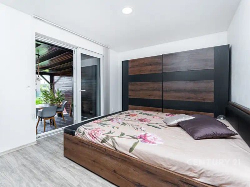 Prodej domu 226 m², pozemek 987 m²