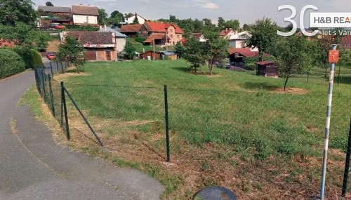 Prodej stavebního pozemku 1541 m²