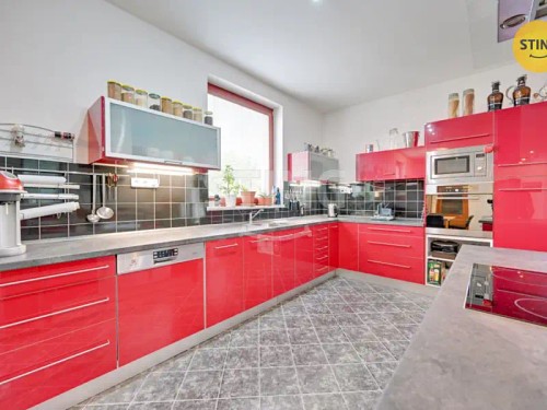 Prodej domu 200 m², pozemek 1986 m²