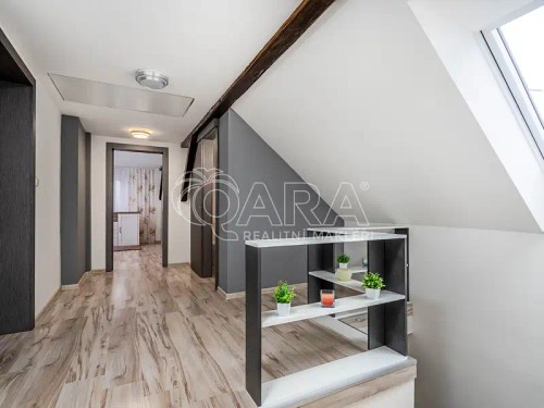 Prodej domu 179 m², pozemek 889 m²