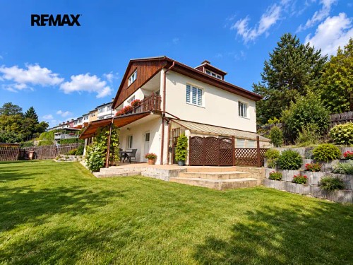 Prodej domu 230 m², pozemek 830 m²