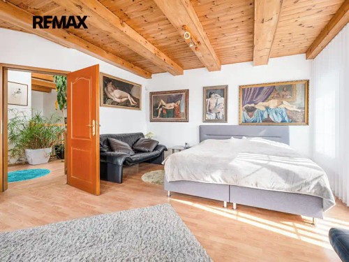 Prodej domu 320 m², pozemek 3335 m²