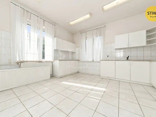 Prodej domu 428 m², pozemek 1534 m²