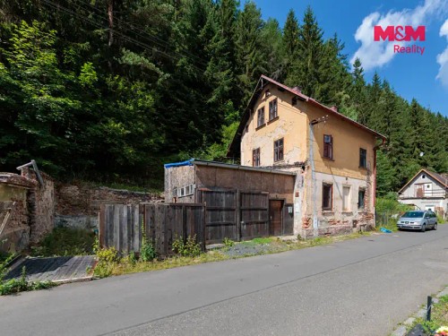 Prodej domu 140 m², pozemek 422 m²