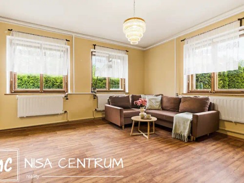 Prodej domu 220 m², pozemek 1945 m²