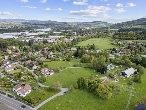 Prodej stavebního pozemku 2518 m²