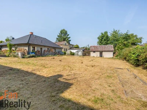 Prodej stavebního pozemku 692 m²