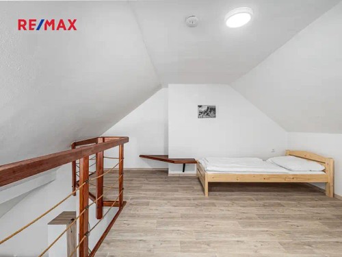 Prodej chalupy 392 m², pozemek 934 m²