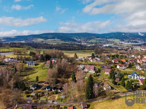Prodej stavebního pozemku 1358 m²