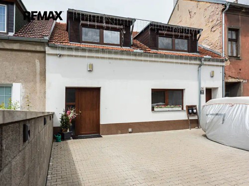 Prodej domu 208 m², pozemek 592 m²