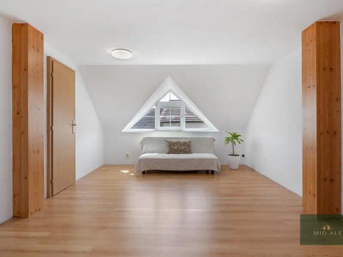 Prodej domu 200 m², pozemek 1164 m²