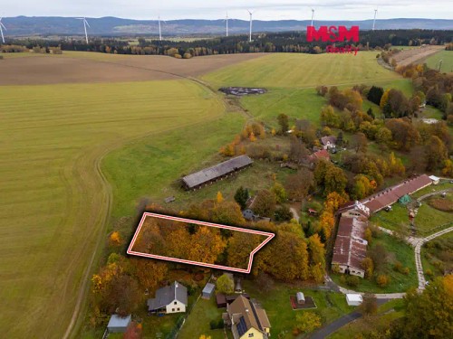 Prodej stavebního pozemku 1484 m²