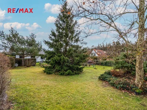 Prodej stavebního pozemku 829 m²