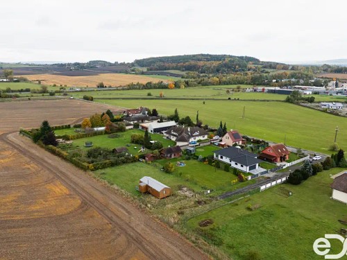 Prodej stavebního pozemku 1089 m²