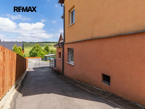 Prodej domu 328 m², pozemek 758 m²