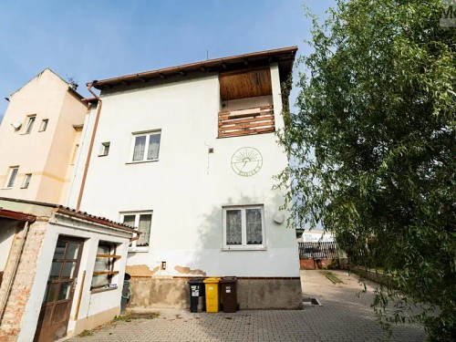 Prodej domu 384 m², pozemek 898 m²