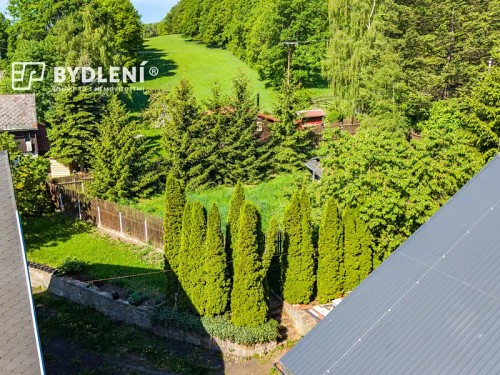 Prodej domu 1631 m², pozemek 2331 m²