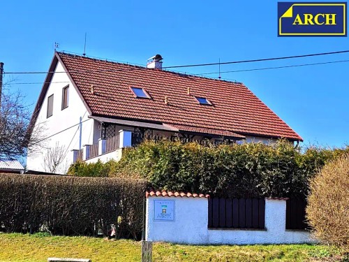 Prodej domu 280 m², pozemek 876 m²