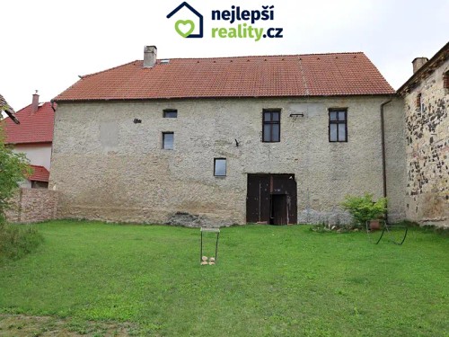 Prodej domu 446 m², pozemek 782 m²