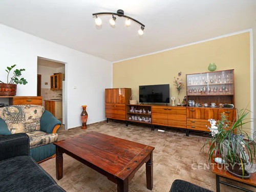 Prodej domu 202 m², pozemek 1087 m²
