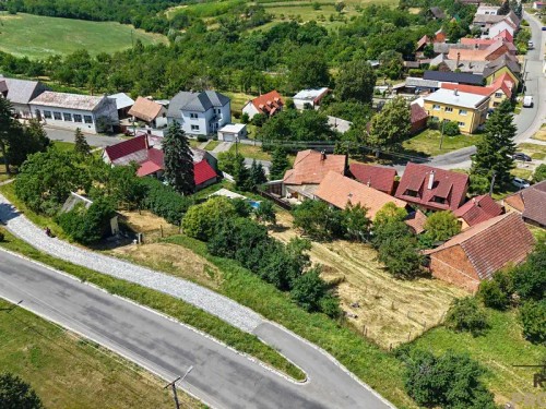 Prodej stavebního pozemku 1206 m²