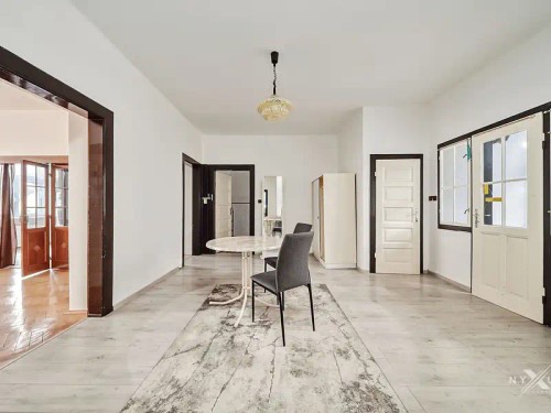 Prodej domu 932 m², pozemek 1353 m²