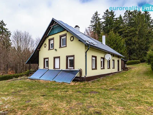 Prodej domu 178 m², pozemek 25612 m²