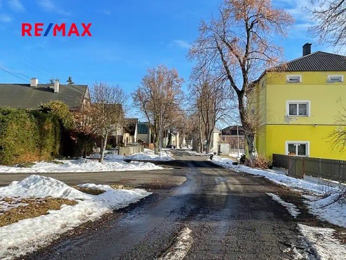 Prodej stavebního pozemku 971 m²