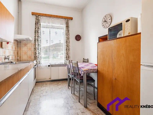 Prodej domu 243 m², pozemek 1270 m²