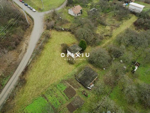 Prodej stavebního pozemku 2388 m²