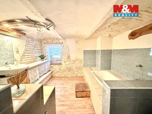 Prodej chalupy 105 m², pozemek 318 m²