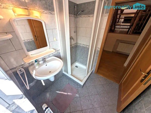 Prodej chalupy 160 m², pozemek 5927 m²