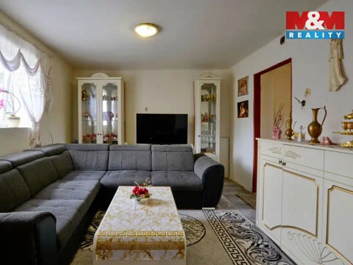 Prodej domu 280 m², pozemek 596 m²