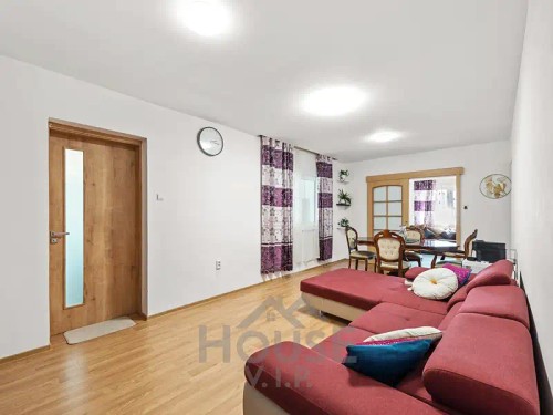 Prodej domu 213 m², pozemek 442 m²